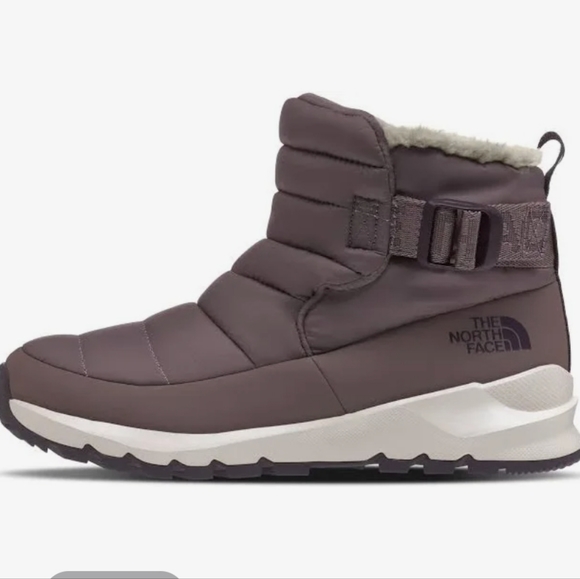 The North Face Thermoball Puffer Boots 